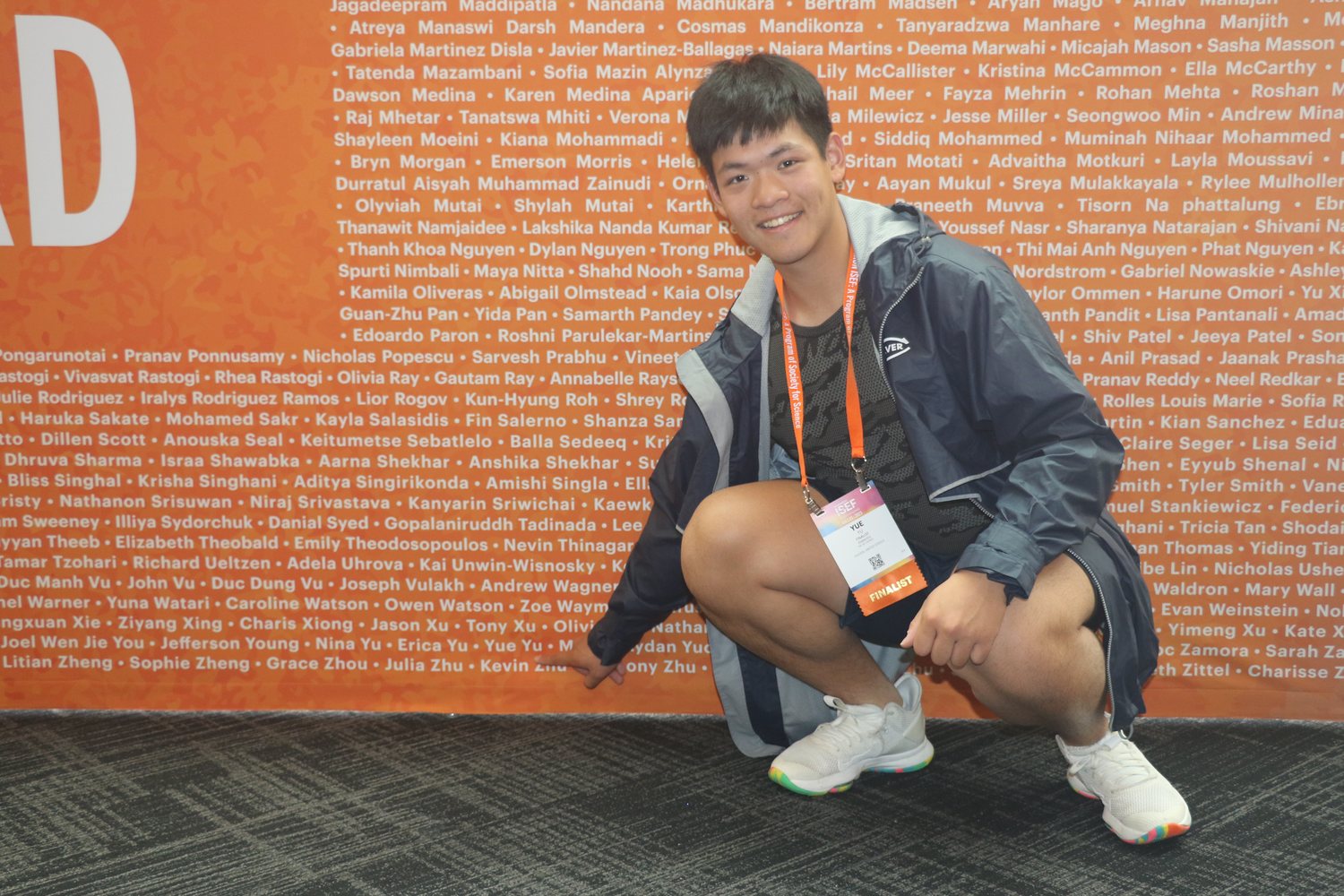 Yue (Mike) Yu at ISEF